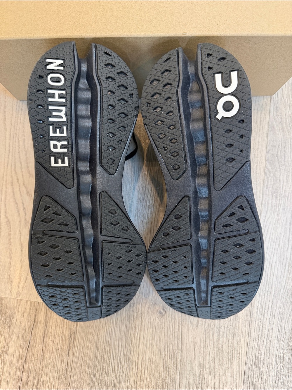 On Cloud Cloudsurfer Max Limited Edition Erewhon
Size 9 - Picture 3 of 5
